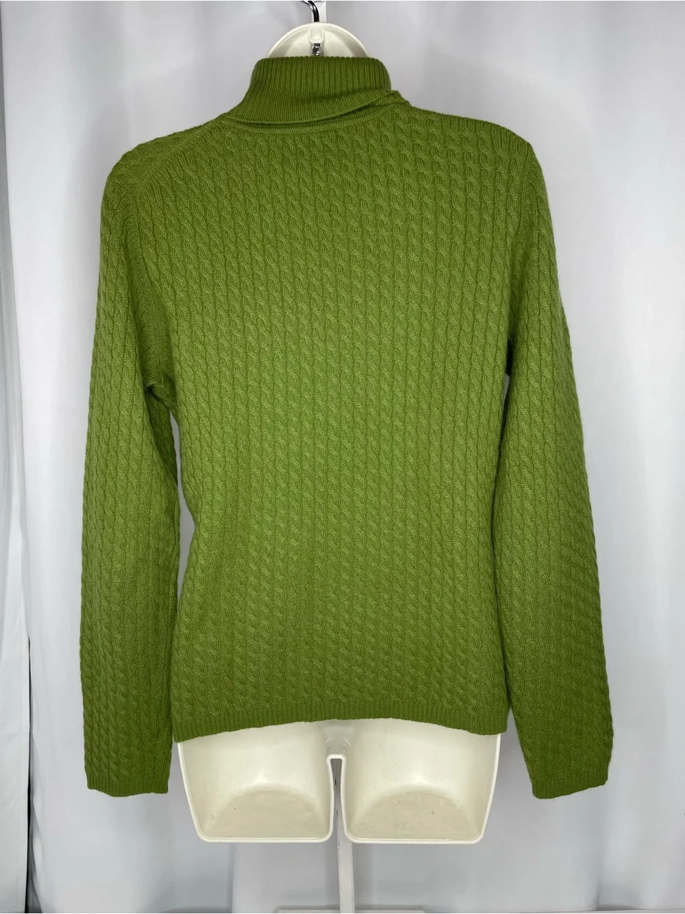 Talbots 100% Cashmere Cable Knit Turtleneck Sweater Green Medium Soft Luxury - Picture 3 of 11